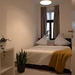 Md-7 Lutherstrasse 15 - Luxus-wasserbett-smarttv-terrasse-2schlafzimmer Apartment *